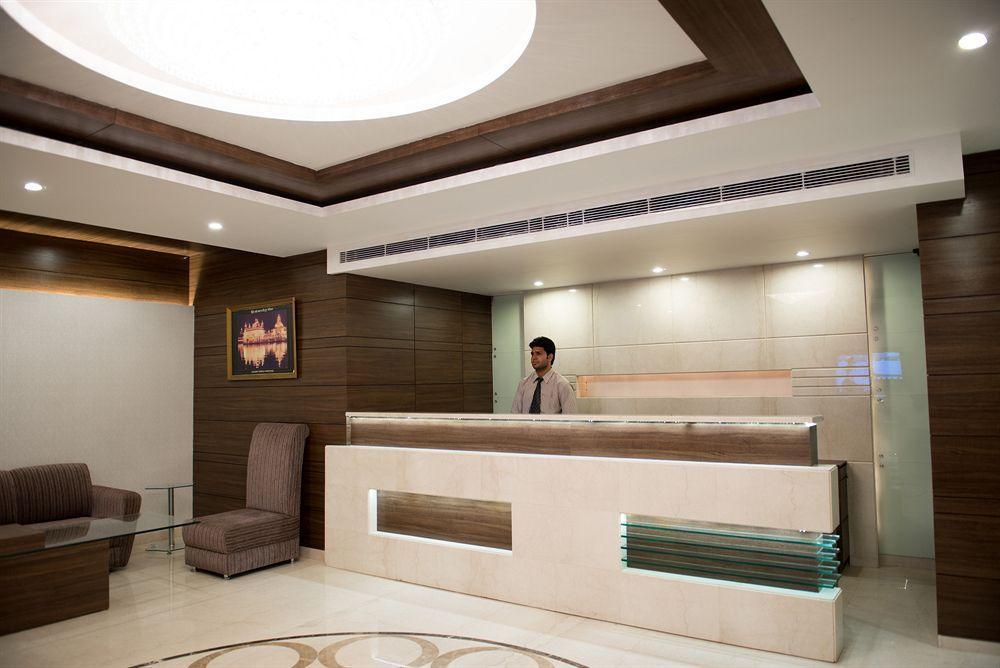 Hotel Narula'S Aurrum Amritsar Exterior photo