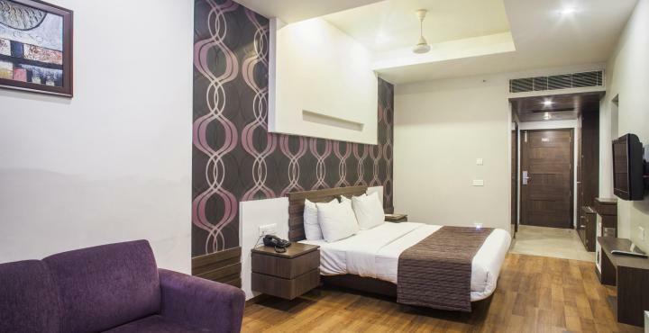 Hotel Narula'S Aurrum Amritsar Exterior photo