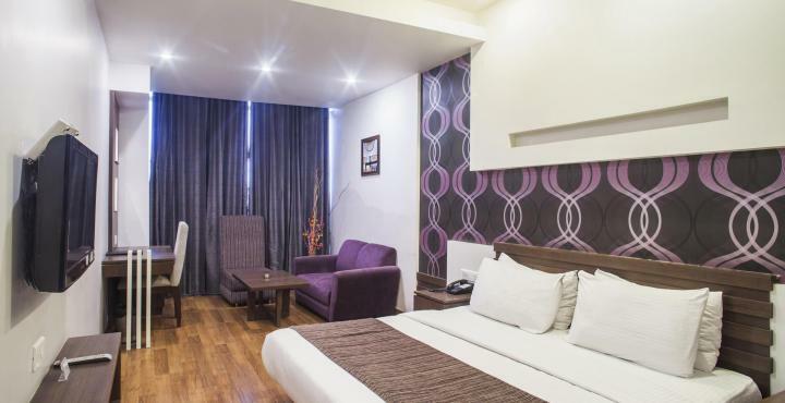 Hotel Narula'S Aurrum Amritsar Exterior photo